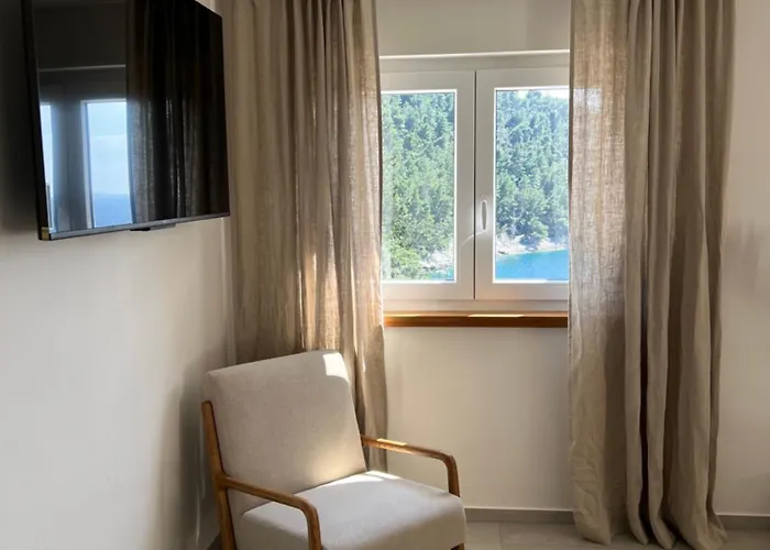 Ljeto Willa Pupnatska Luka